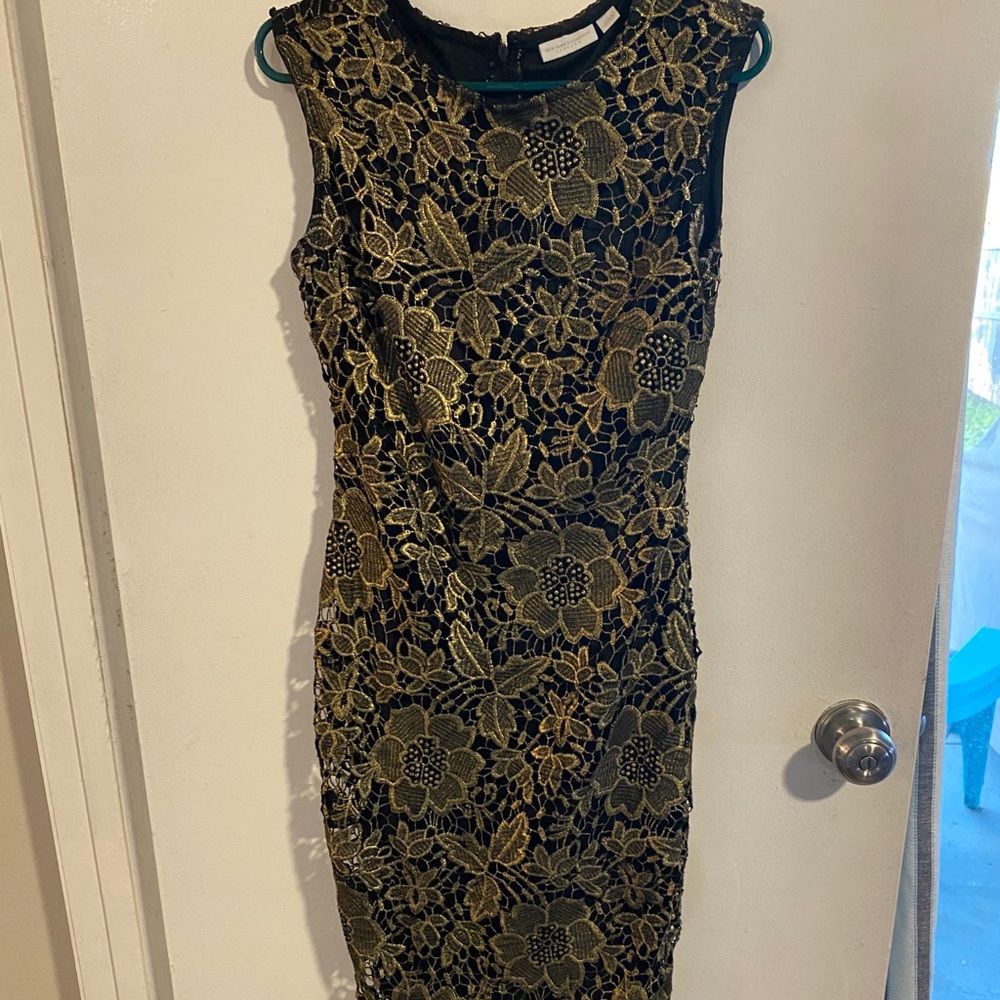 Black/Gold New York & Company Below-the-Knee Dress